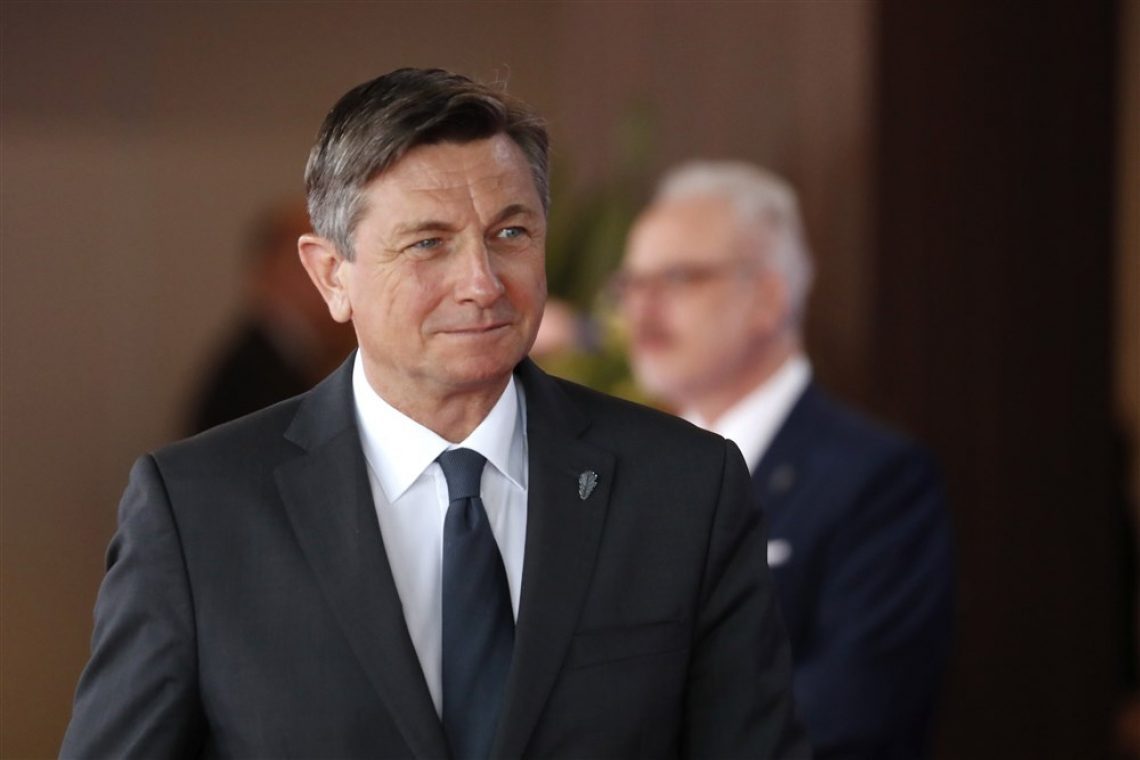 Pahor Gorazdu Pučniku vročil očetov zlati red za zasluge
