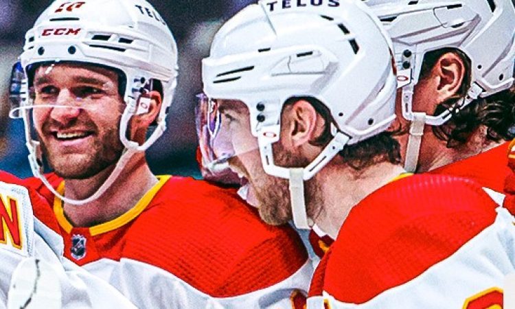 Elias Lindholm dosegel dva zadetka v razmaku 19 sekund
