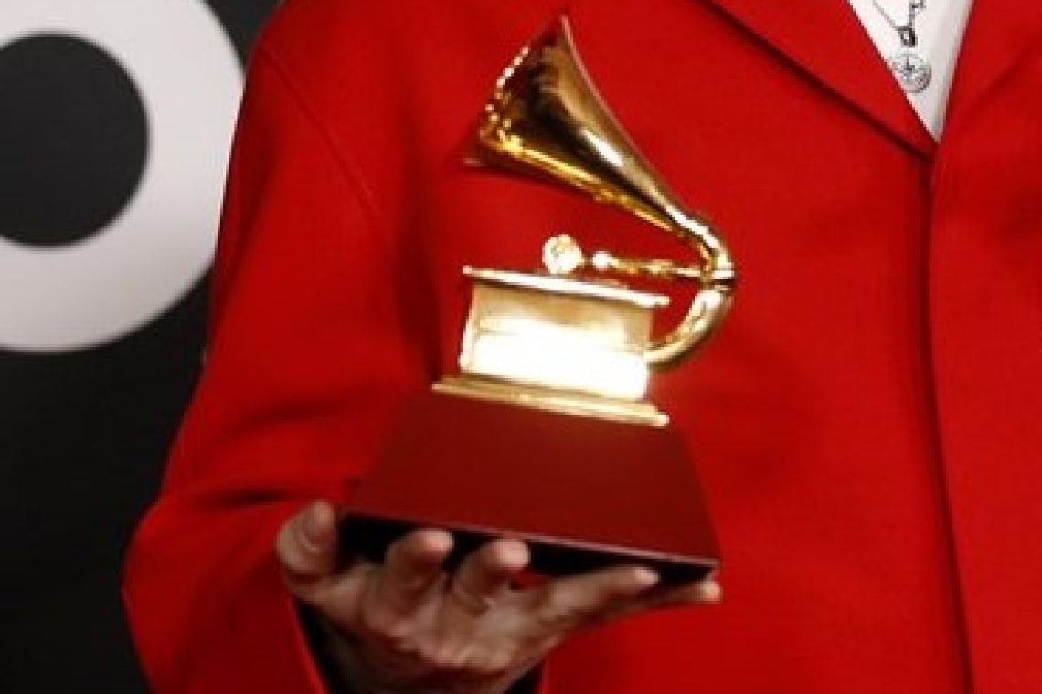 V Los Angelesu bodo razglasili letošnje dobitnike grammyjev