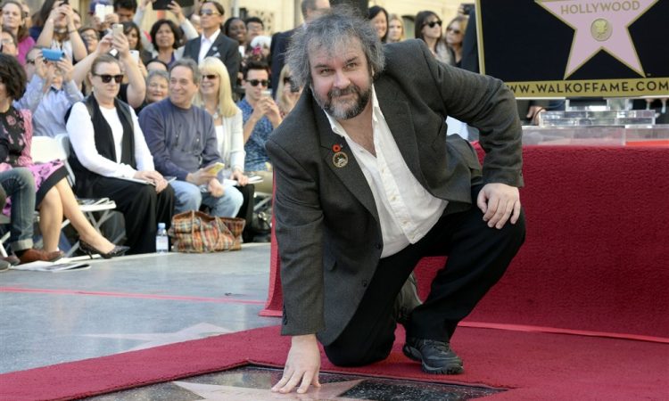 Pri Warner Bros napovedali nove filme Gospodar prstanov