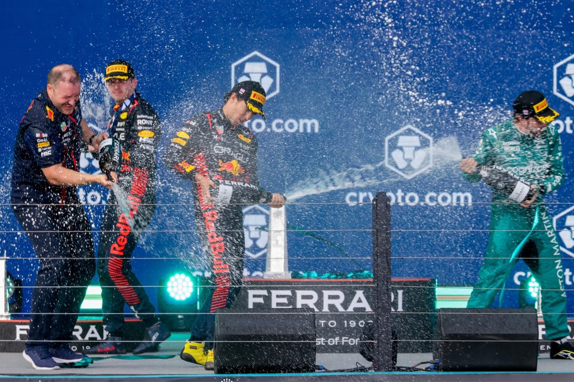 Verstappen s poznim postankom do zanesljive zmage v Miamiju