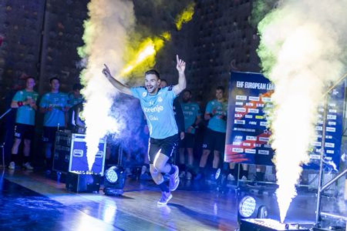 Pajt iz Gorenja k Slovanu