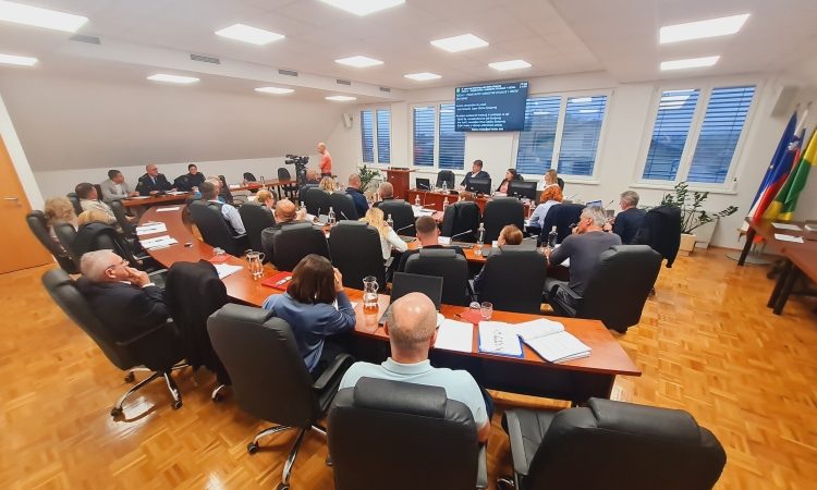Občinski svetniki o varnostni situaciji v občini Šentjernej