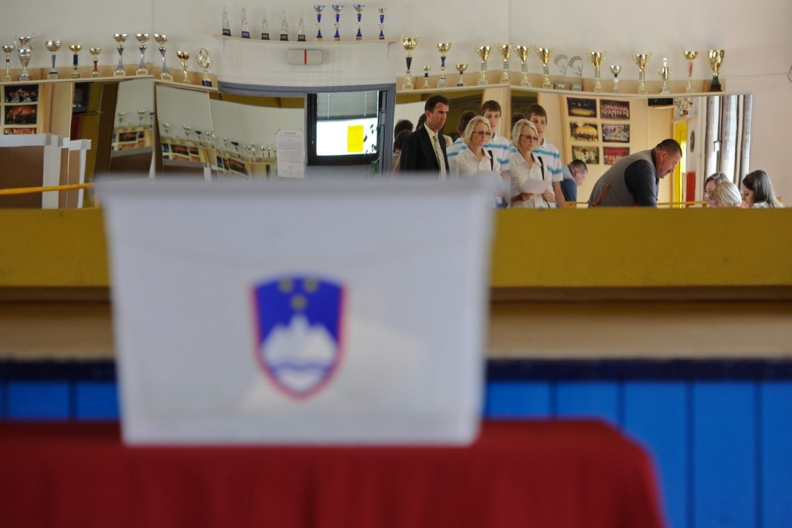 Začela se je kampanja pred referendumom o dodatku k pokojninam za umetniške dosežke