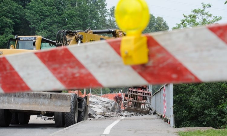 Začasna odprava zapore na Lorenzovi cesti omogoča dostop do nakupovalnega središča Rudnik