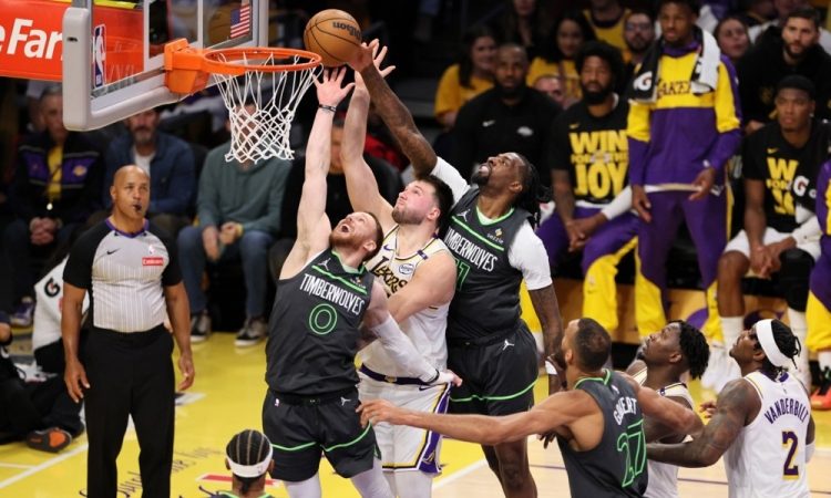 Los Angeles kljub 37 točkam Dončića praznih rok