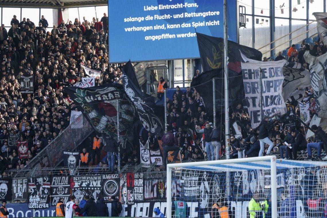 Bochum po incidentu z vžigalnikom obdržal zmago