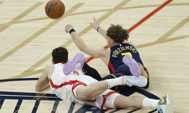 Houston slavil v San Franciscu in izenačil serijo