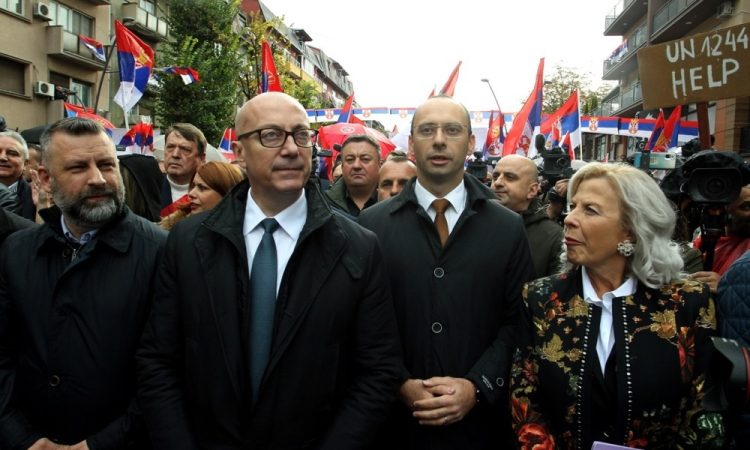 Kosovsko tožilstvo zahtevalo nalog za aretacijo srbskega poslanca