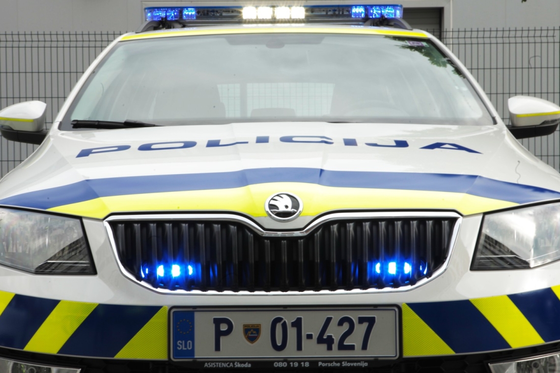 Kolesarka, ki je bila udeležena v avgustovski nesreči pri Ptuju, umrla v bolnišnici