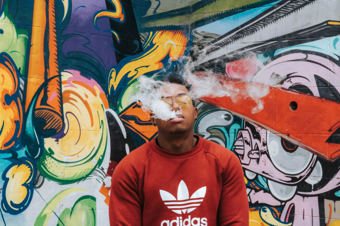 Na Otoku je uporabnikov e-cigaret več kot kadilcev tobaka