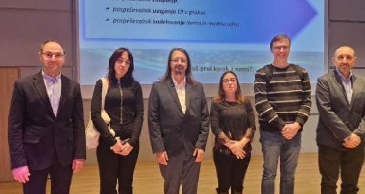Zaživel Kompetenčni center za umetno inteligenco Slovenije