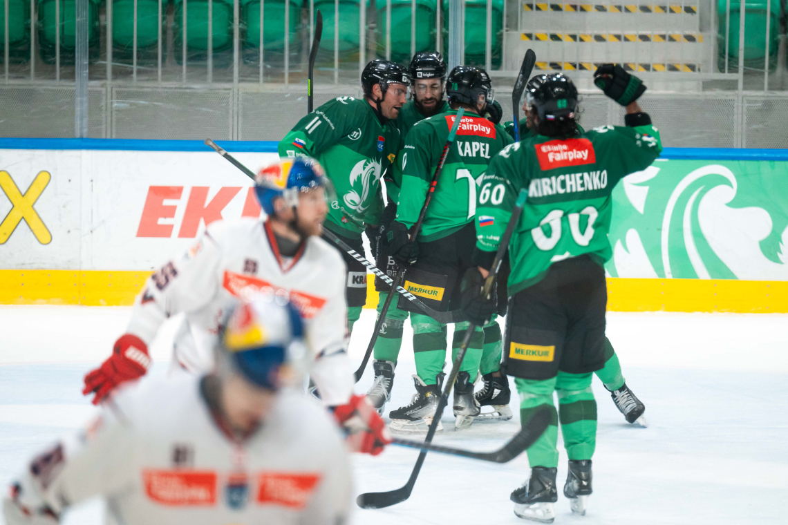 Hokejski spektakel v Hali Tivoli pred olimpijskim premorom